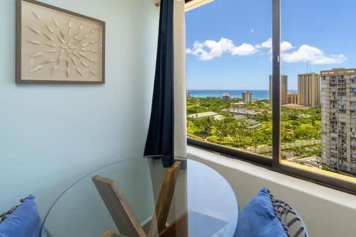 Hawaiian Monarch 2703B Condo Honolulu Exterior photo